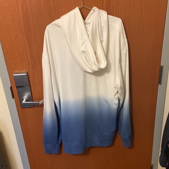 Tommy Hilfiger hoodie - Picture 2 of 2